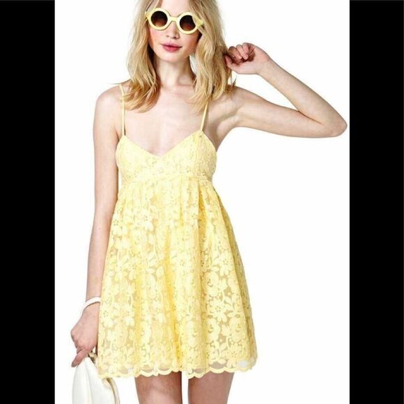 Nasty Gal Sun Showers Yellow Babydoll Floral Lace Dress Size S - Picture 1 of 6
